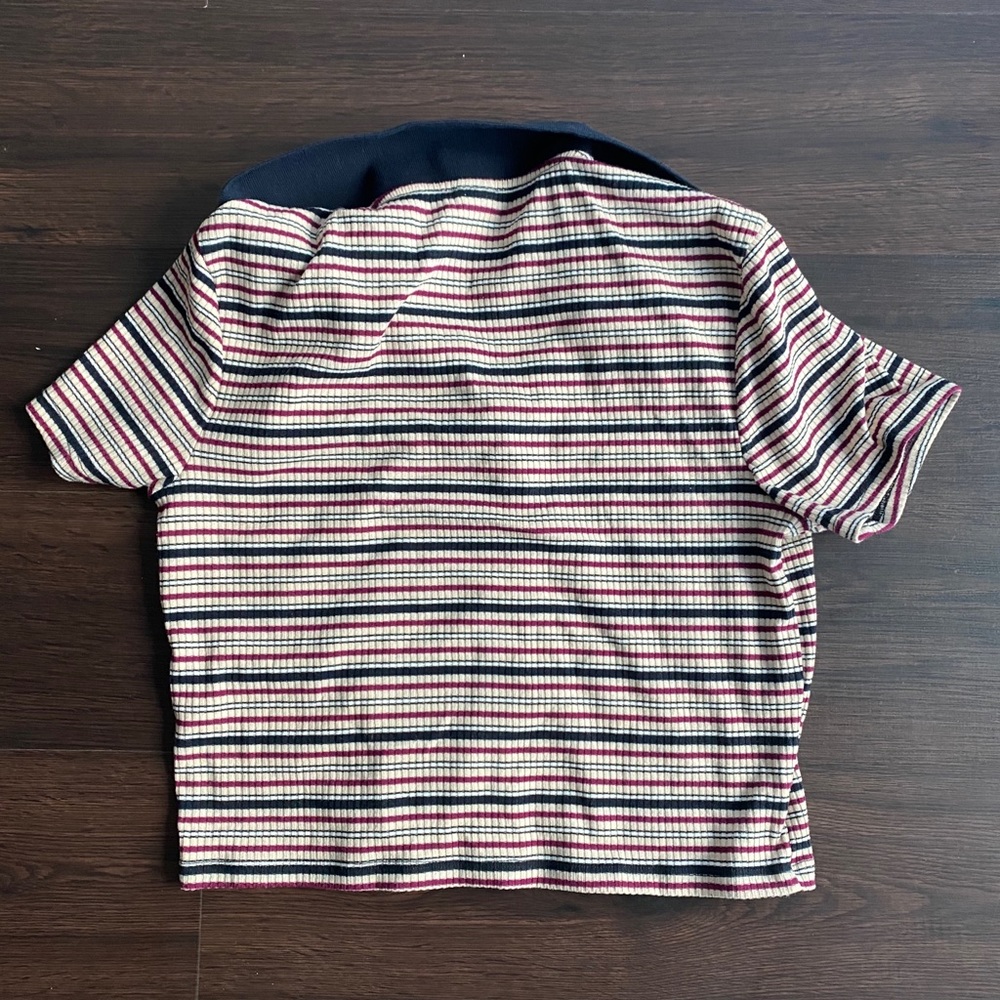 collared top - Picture 2 of 2